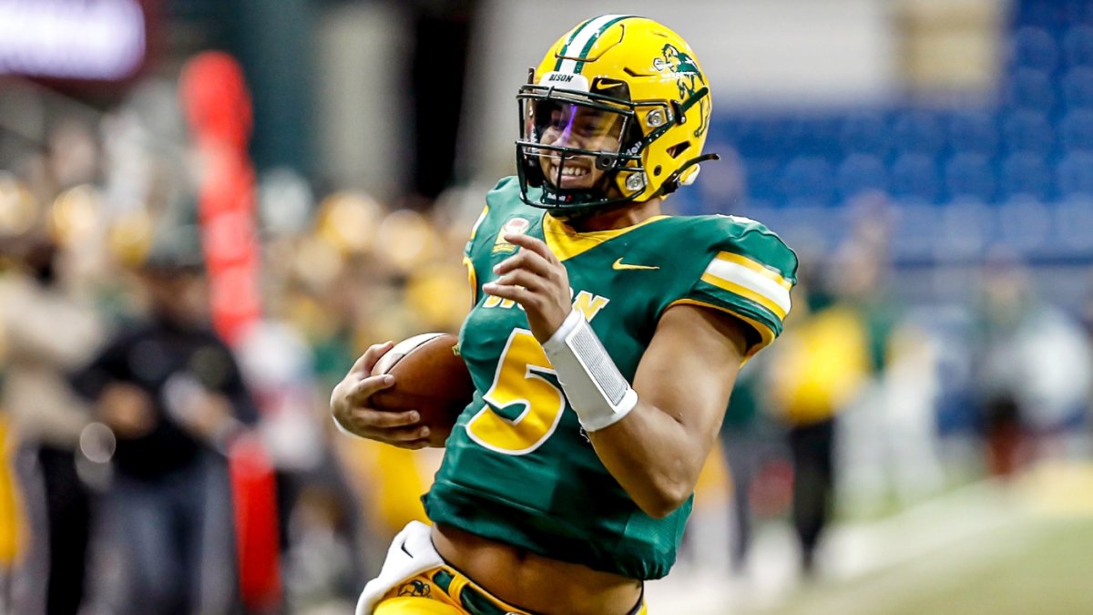 Trey Lance now the betting favorite to be drafted by the 49ers - Vimarsana News